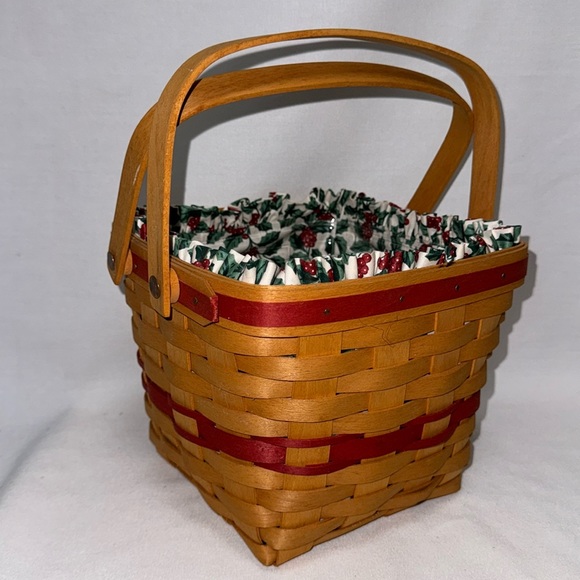 Longaberger 1995 Christmas Holliday Cranberry Basket with liner and protector - Picture 2 of 7